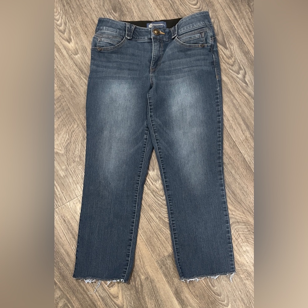 Democracy "Ab" solution jeans. Size 6